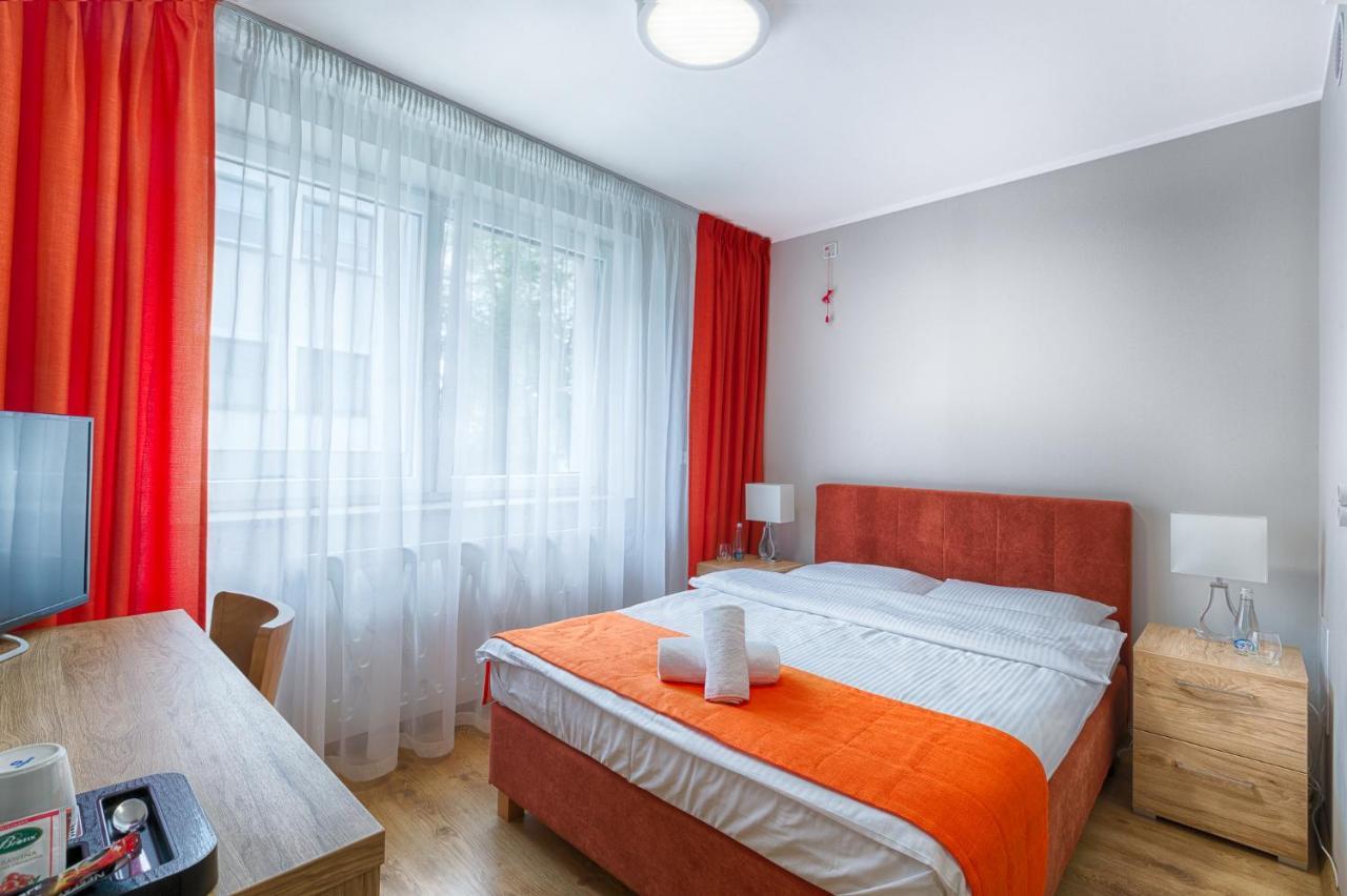 Centrum Rehabilitacji Spolecznej I Zawodowej Zaz Sloneczne Wzgorze Tarnow Bagian luar foto